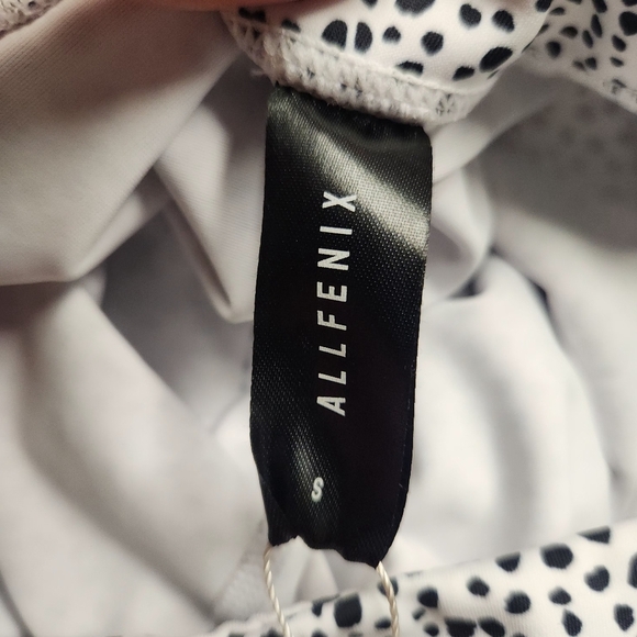 Allfenix White And Black Montana 7/8 Leggings Size S - Picture 9 of 16